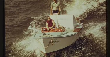 EPA personnel working at a Gulf Coast water supply research laboratory